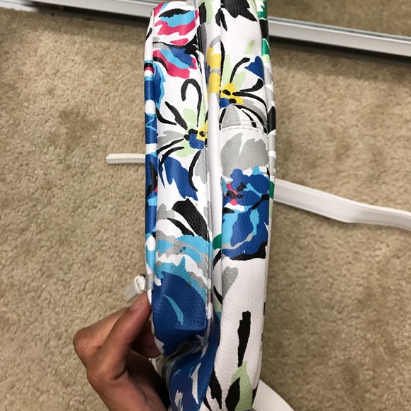 Rosetti spring themed cross body - Picture 7 of 7